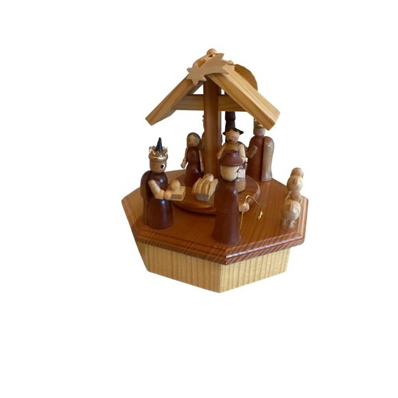 Handcrafted Wooden Nativity Scene Music Box  Palm Trees & Figures Silent Night - Picture 1 of 7